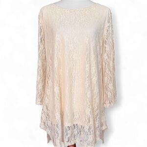 NWOT Origami Lace Long Sleeved Blouse NWOT